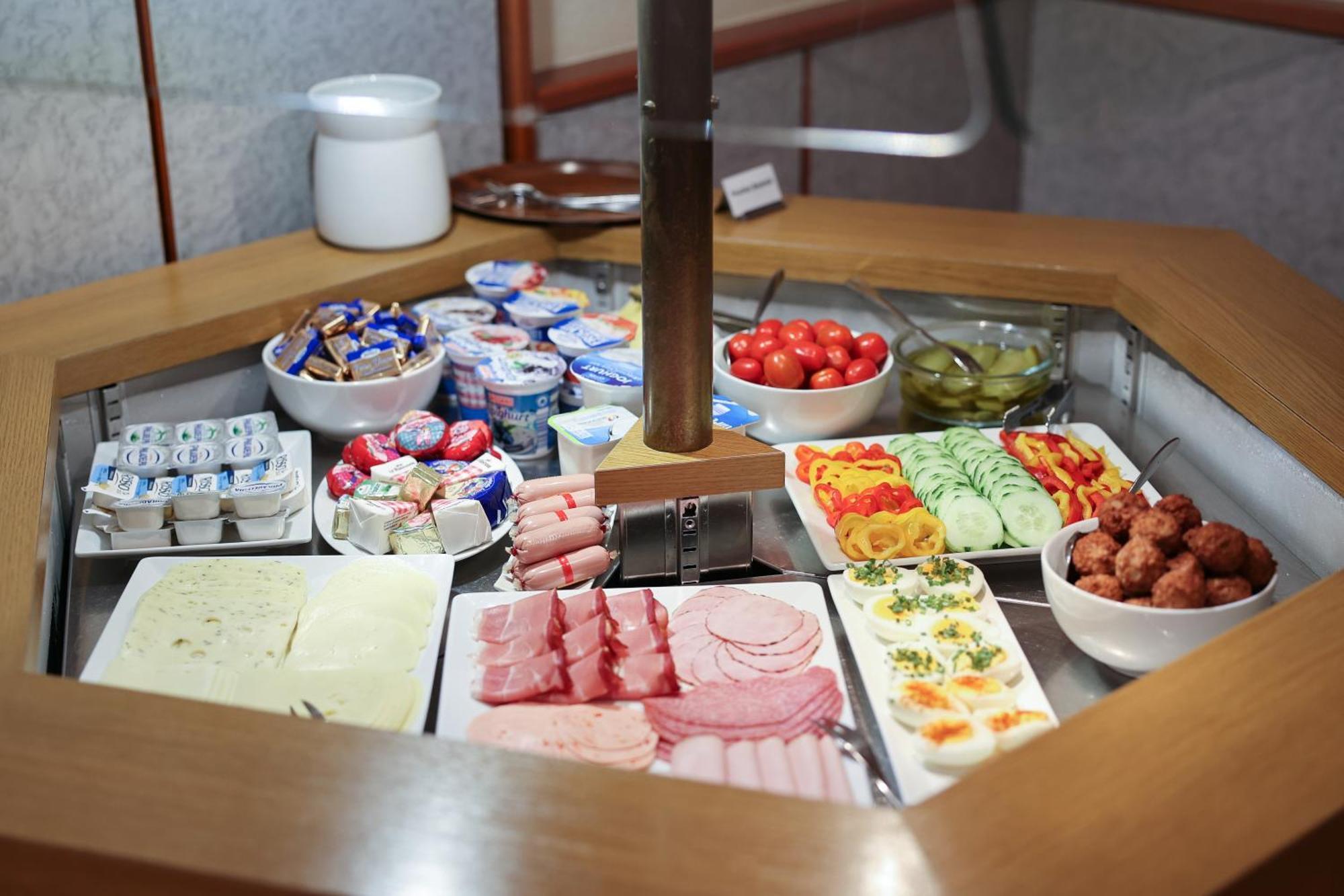 Hotel Blaubeurer Tor อูล์ม ภายนอก รูปภาพ